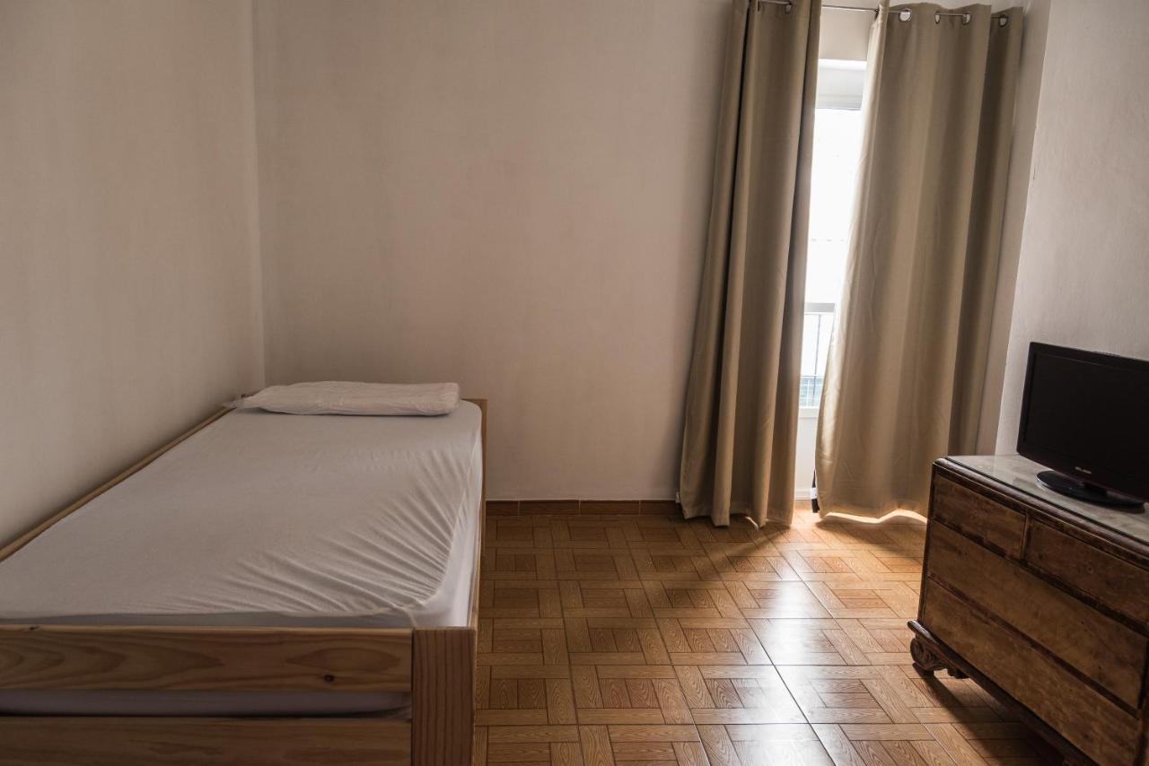 Olvera B&B Hostel En Olvera Ngoại thất bức ảnh